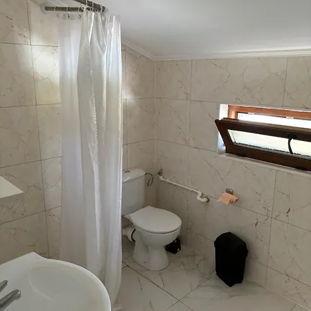 Δωμάτια σε οικογενειακή κατοικία Casa Mira